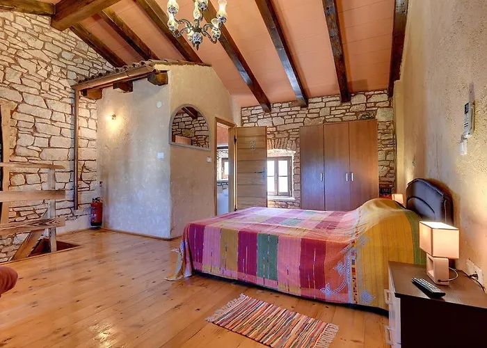 Donatella * Svetvincenat