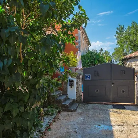 Holiday home Donatella