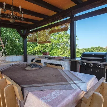 Holiday home Donatella